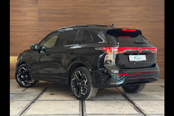 Volkswagen Tiguan 1.5 eHybrid R-Line Edition | Verlengde fabrieks garantie tot 2030 | 272 PK | Leder| Pano | Trekhaak | ErgoActive