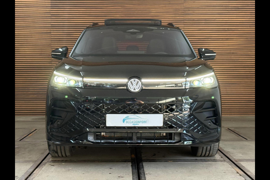 Volkswagen Tiguan 1.5 eHybrid R-Line Edition | Verlengde fabrieks garantie tot 2030 | 272 PK | Leder| Pano | Trekhaak | ErgoActive