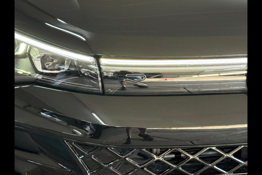 Volkswagen Tiguan 1.5 eHybrid R-Line Edition | Verlengde fabrieks garantie tot 2030 | 272 PK | Leder| Pano | Trekhaak | ErgoActive