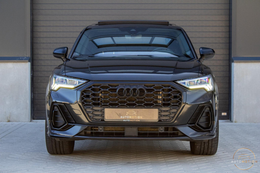 Audi Q3 Sportback 45 TFSIe S line B&O Camera Sfeerverlichting Trekhaak Rode Stiksels
