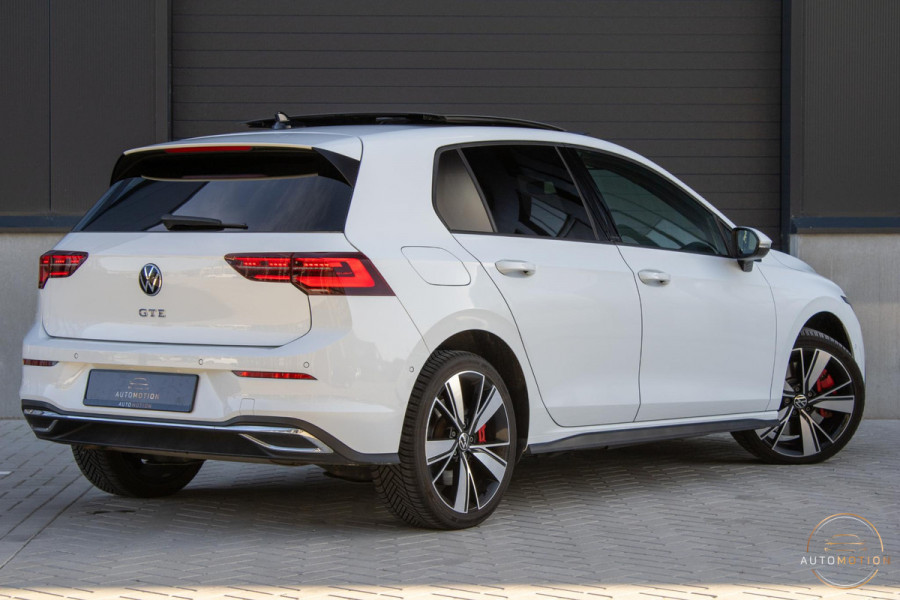 Volkswagen Golf 1.4 eHybrid GTE PANO IQ LIGHTS CAMERA HUD PARKEERASSISTENT STOELVERWARMING