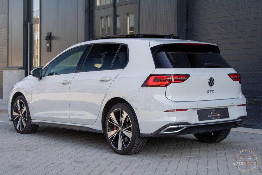 Volkswagen Golf 1.4 eHybrid GTE PANO IQ LIGHTS CAMERA HUD PARKEERASSISTENT STOELVERWARMING