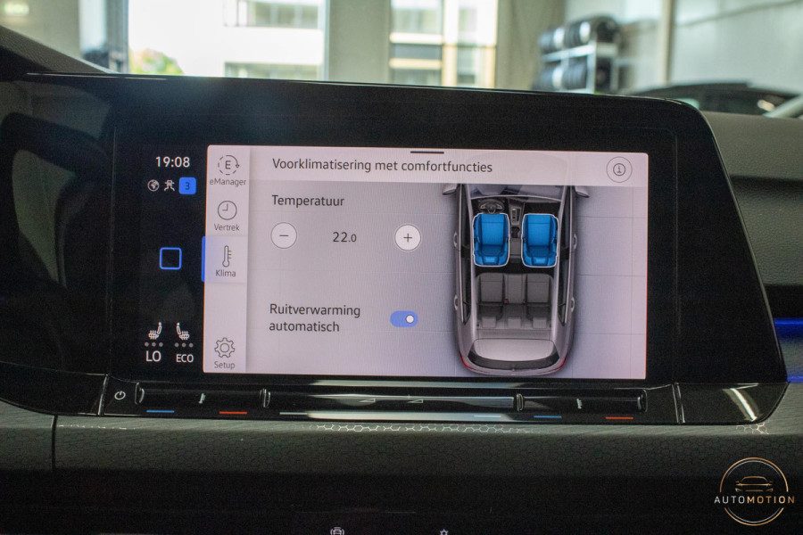 Volkswagen Golf 1.4 eHybrid GTE PANO IQ LIGHTS CAMERA HUD PARKEERASSISTENT STOELVERWARMING