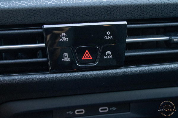 Volkswagen Golf 1.4 eHybrid GTE PANO IQ LIGHTS CAMERA HUD PARKEERASSISTENT STOELVERWARMING