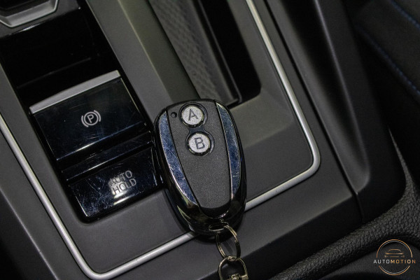 Volkswagen Golf 1.4 eHybrid GTE PANO IQ LIGHTS CAMERA HUD PARKEERASSISTENT STOELVERWARMING
