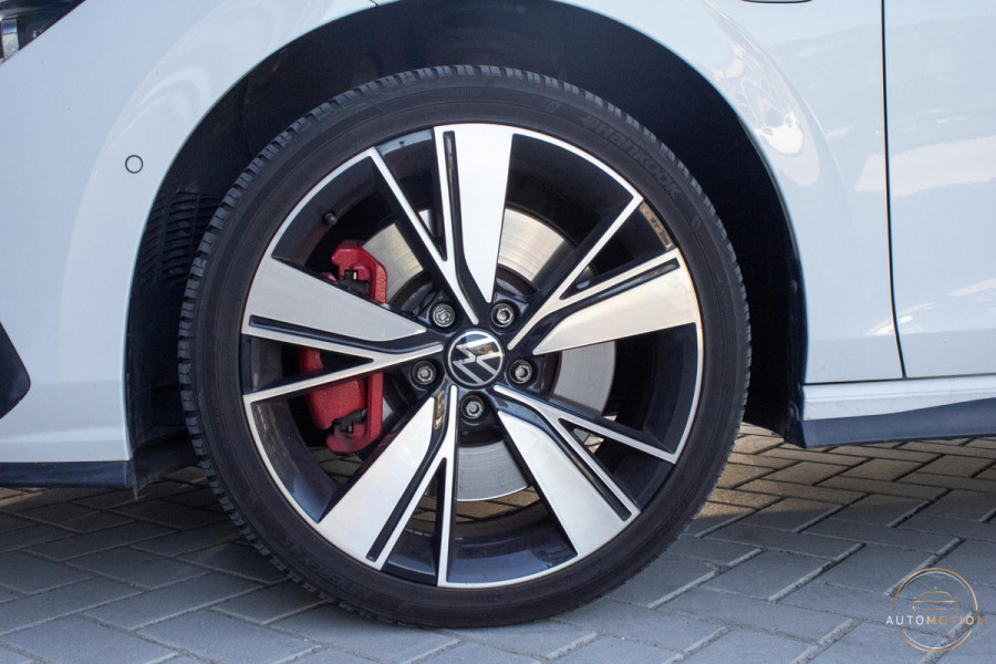Volkswagen Golf 1.4 eHybrid GTE PANO IQ LIGHTS CAMERA HUD PARKEERASSISTENT STOELVERWARMING