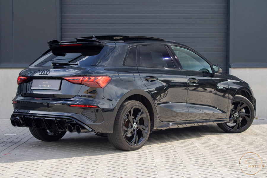 Audi A3 Sportback 40 TFSIe S line RS Bekleding MATRIX PANO MAXTON  ACC