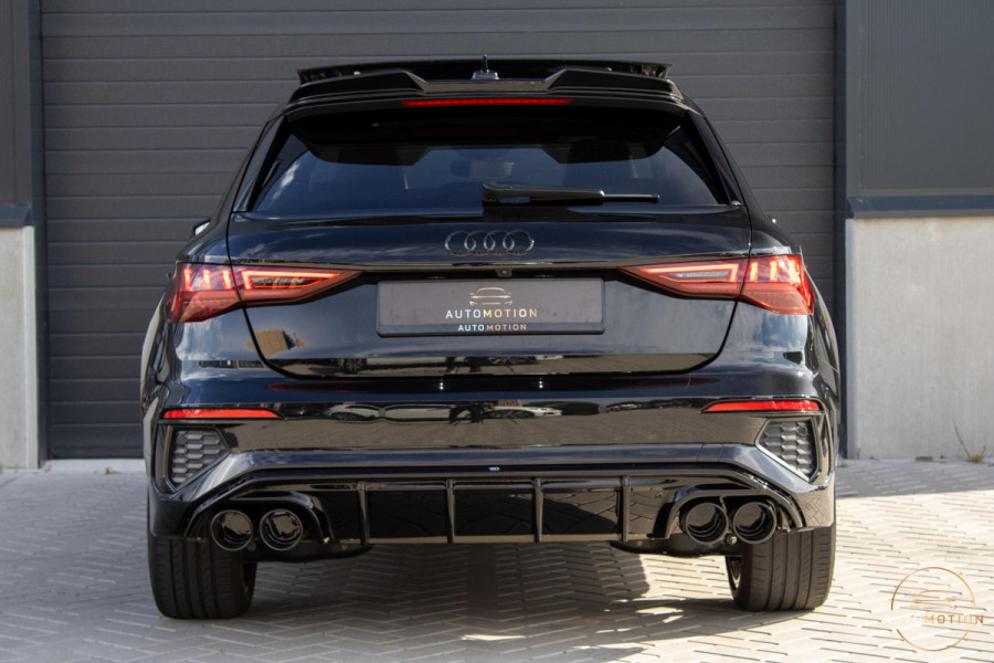 Audi A3 Sportback 40 TFSIe S line RS Bekleding MATRIX PANO MAXTON  ACC
