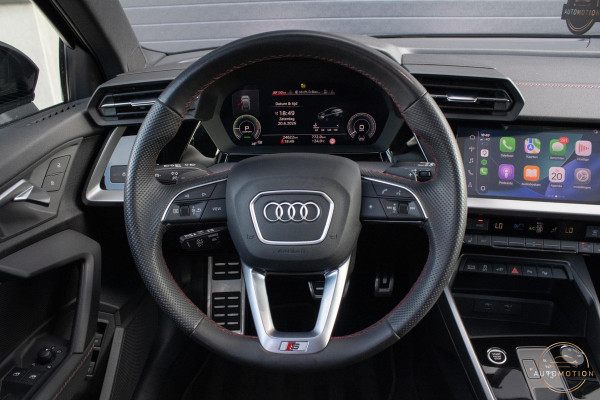 Audi A3 Sportback 40 TFSIe S line RS Bekleding MATRIX PANO MAXTON  ACC
