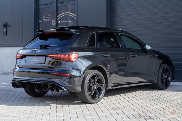 Audi A3 Sportback 40 TFSIe S line RS Bekleding MATRIX PANO MAXTON  ACC