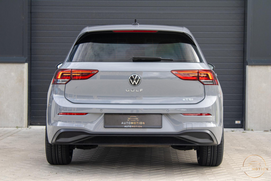 Volkswagen Golf 1.0 eTSI Life Harman Kardon Stoelverwarming ACC Sfeerverlichting