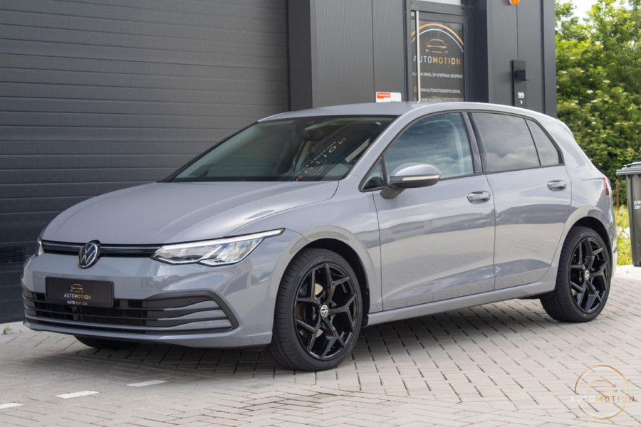 Volkswagen Golf 1.0 eTSI Life Harman Kardon Stoelverwarming ACC Sfeerverlichting