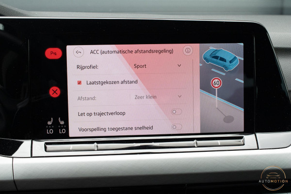 Volkswagen Golf 1.0 eTSI Life Harman Kardon Stoelverwarming ACC Sfeerverlichting