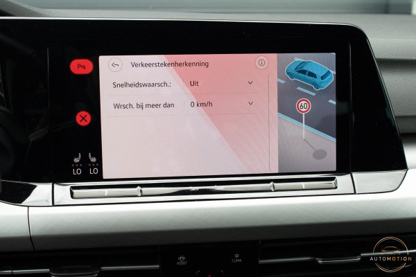 Volkswagen Golf 1.0 eTSI Life Harman Kardon Stoelverwarming ACC Sfeerverlichting