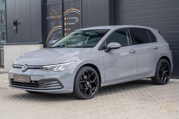 Volkswagen Golf 1.0 eTSI Life Harman Kardon Stoelverwarming ACC Sfeerverlichting