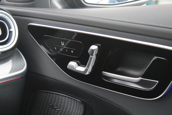 Mercedes-Benz C-Klasse Estate 200 218PK Launch Edition AMG Line | PANORAMISCH SCHUIF/KANTELDAK | LASER KOPLAMPEN | SFEERVERLICHTING | ELEKTRISCH VERSTELBARE VOORSTOELEN MET GEHEUGEN OP BEIDE STOELEN | STOELVERWARMING | ELEKTRISCHE STUURVERSTELLING MET GEHEUGEN | 19'' MULTISPAAKS LICHTMETALEN VELGEN | VERKEERSLICHTEN WEERGAVE | 360° CAMERA | DRAADLOOS APPLECARPLAY/ANDROID AUTO | DRAADLOZE TELEFOONLADER | WIDE SCREEN SCHERM | NIGHT PAKKET | DODEHOEK DETECTIE | EXTRA GETINTE ACHTERSTE RUITEN | PREMIUM AUDIO SYSTEM | ELEKTRISCH BEDIENBARE ACHTERKLEP | KEYLESS ENTRY |