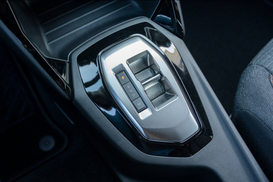 Peugeot 2008 1.2 Hybrid 136 Style|Prijs rijklaar incl 12 mnd garantie|Clima PDC Cruise Flippers
