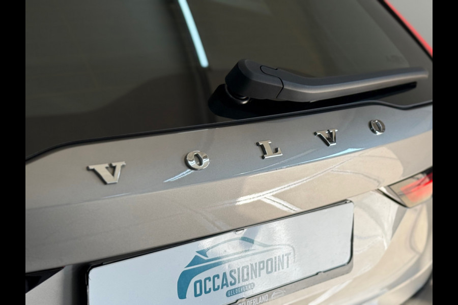 Volvo V90 2.0 T6 Plug-in hybrid AWD Ultimate Dark | FaceLift | Luchtvering | Xenium Pakket | Licht Pakket | HUD | 360cam |