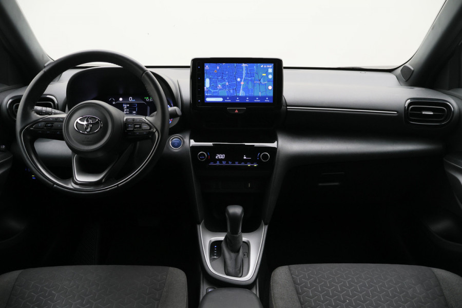 Toyota Yaris Cross 1.5 Hybrid Dynamic Camera, Keyless, Apple Carplay, ACC, 17"