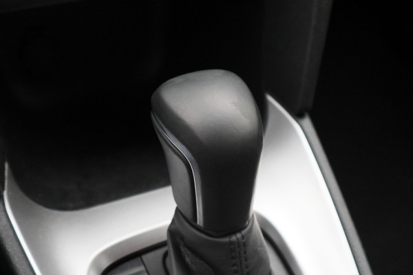 Toyota Yaris Cross 1.5 Hybrid Dynamic Camera, Keyless, Apple Carplay, ACC, 17"