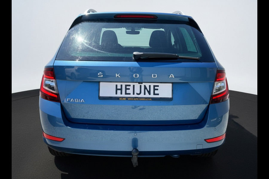 Škoda Fabia Combi TSI 95PK BUSINESS EDITION TREKHAAK/CAMERA/NAVI/PANORAMADAK