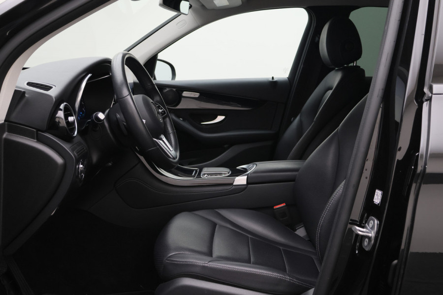 Mercedes-Benz GLC 200 Business Solution Limited Leer, Apple Carplay, Elektr. Stoelen, Camera, LED, Dodehoeksensor, PDC