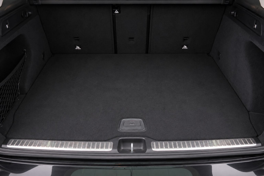 Mercedes-Benz GLC 200 Business Solution Limited Leer, Apple Carplay, Elektr. Stoelen, Camera, LED, Dodehoeksensor, PDC