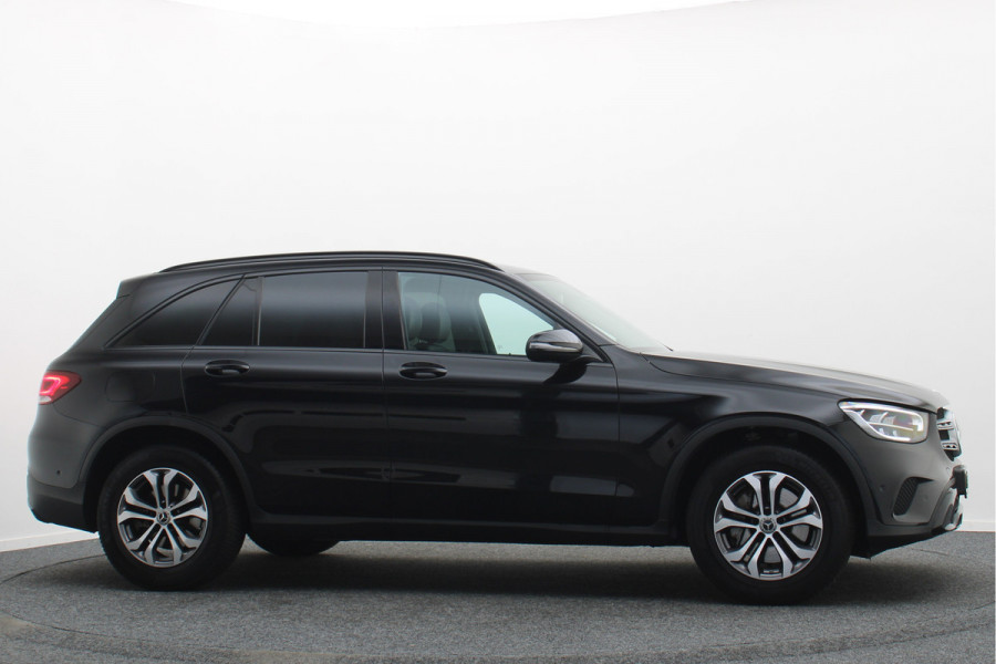Mercedes-Benz GLC 200 Business Solution Limited Leer, Apple Carplay, Elektr. Stoelen, Camera, LED, Dodehoeksensor, PDC