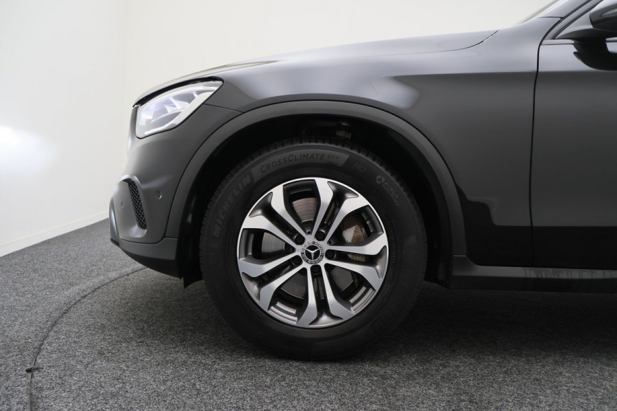 Mercedes-Benz GLC 200 Business Solution Limited Leer, Apple Carplay, Elektr. Stoelen, Camera, LED, Dodehoeksensor, PDC