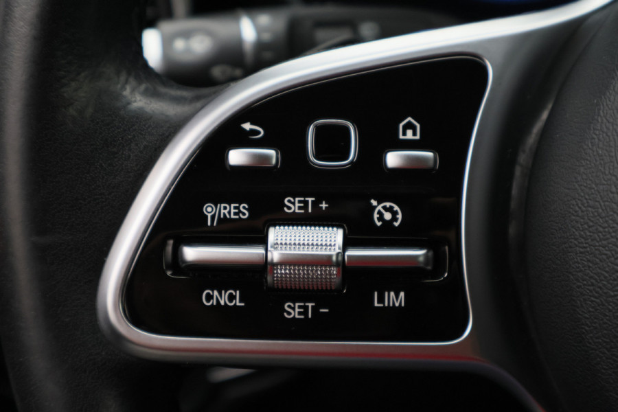 Mercedes-Benz GLC 200 Business Solution Limited Leer, Apple Carplay, Elektr. Stoelen, Camera, LED, Dodehoeksensor, PDC