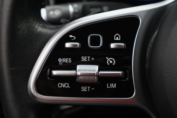 Mercedes-Benz GLC 200 Business Solution Limited Leer, Apple Carplay, Elektr. Stoelen, Camera, LED, Dodehoeksensor, PDC