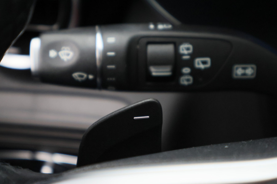 Mercedes-Benz GLC 200 Business Solution Limited Leer, Apple Carplay, Elektr. Stoelen, Camera, LED, Dodehoeksensor, PDC
