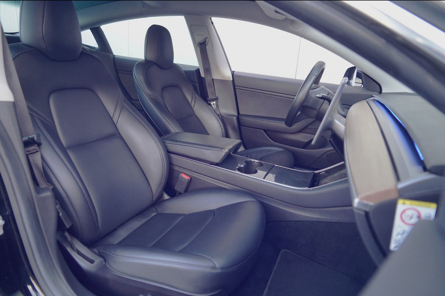 Tesla Model 3 Long Range AWD 75 kWh / SOH 84,3% / NL-Auto / Stoelverw. / Pano / Camera