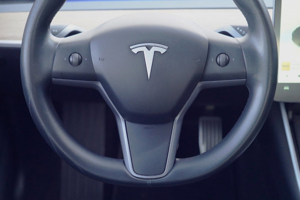 Tesla Model 3 Long Range AWD 75 kWh / SOH 84,3% / NL-Auto / Stoelverw. / Pano / Camera