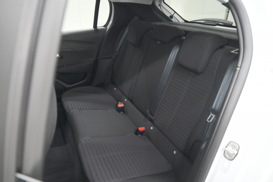 Peugeot 208 1.2 PureTech Style | Parkeersensoren | Navigatie | Apple Carplay