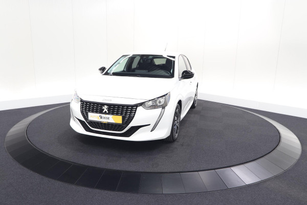 Peugeot 208 1.2 PureTech Style | Parkeersensoren | Navigatie | Apple Carplay