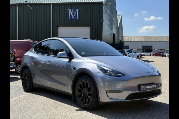 Tesla Model Y Long Range AWD 75 kWh VAN: 44.900,- VOOR: 42.877,- UW WKVOORDEEL: 2.023,- | SOH 94%| QUICKSILVER!| TESLA FABRIEKSGARANTIE TOT 02-2028/ 80.000KM | FABRIEKSGARANTIE OP ACCU & AANDRIJFLIJN TOT 2032 OF 192.000 KM | BTW VERREKENBAAR