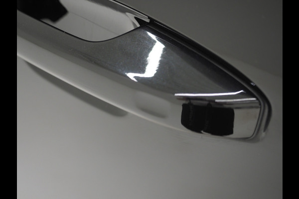 Volvo XC40 1.5 T5 Plug-in hybrid Ultimate Dark | Panoramadak | Trekhaak | Pilot Assist | Harman/Kardon | 360 | Memory | Keyless