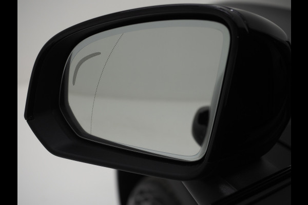 Volvo XC40 1.5 T5 Plug-in hybrid Ultimate Dark | Panoramadak | Trekhaak | Pilot Assist | Harman/Kardon | 360 | Memory | Keyless
