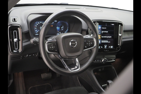 Volvo XC40 1.5 T5 Plug-in hybrid Ultimate Dark | Panoramadak | Trekhaak | Pilot Assist | Harman/Kardon | 360 | Memory | Keyless