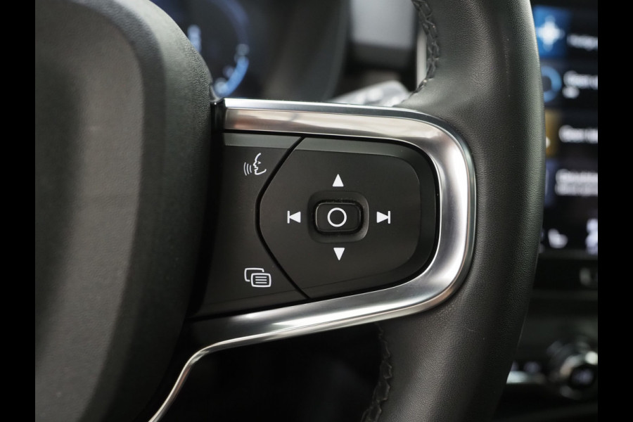 Volvo XC40 1.5 T5 Plug-in hybrid Ultimate Dark | Panoramadak | Trekhaak | Pilot Assist | Harman/Kardon | 360 | Memory | Keyless