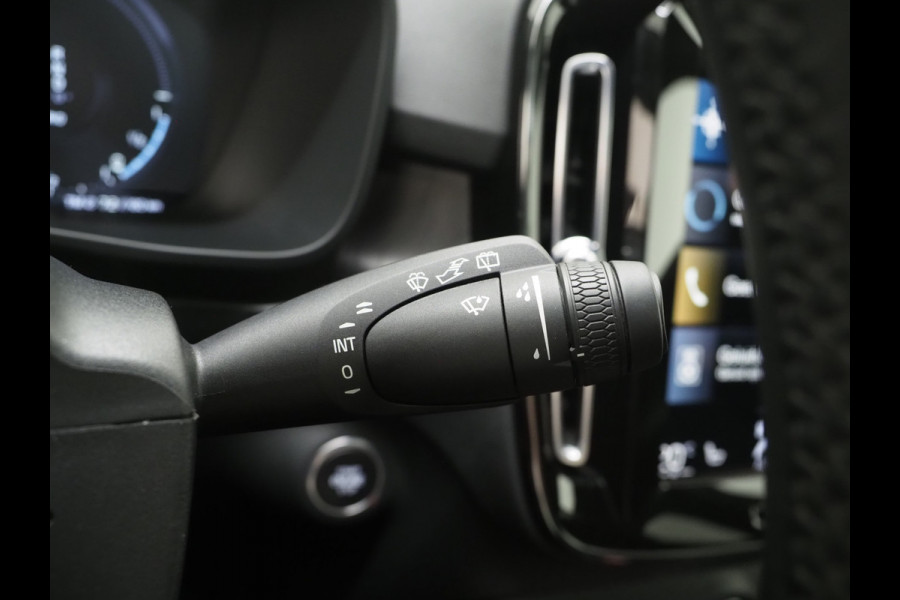 Volvo XC40 1.5 T5 Plug-in hybrid Ultimate Dark | Panoramadak | Trekhaak | Pilot Assist | Harman/Kardon | 360 | Memory | Keyless