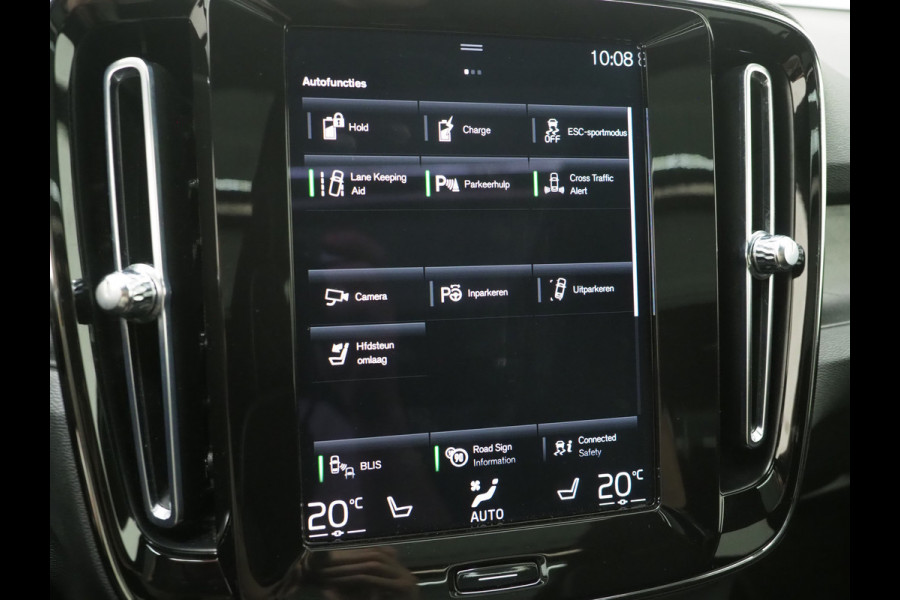 Volvo XC40 1.5 T5 Plug-in hybrid Ultimate Dark | Panoramadak | Trekhaak | Pilot Assist | Harman/Kardon | 360 | Memory | Keyless