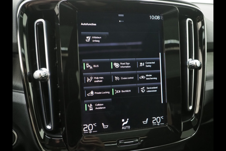 Volvo XC40 1.5 T5 Plug-in hybrid Ultimate Dark | Panoramadak | Trekhaak | Pilot Assist | Harman/Kardon | 360 | Memory | Keyless