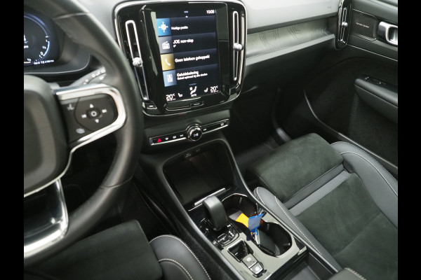Volvo XC40 1.5 T5 Plug-in hybrid Ultimate Dark | Panoramadak | Trekhaak | Pilot Assist | Harman/Kardon | 360 | Memory | Keyless