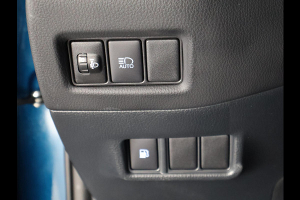 Toyota C-HR 2.0 High Power Hybrid Dynamic Bi-Tone | Navigatie | Parkeersensoren | Dodehoek detectie | Stoelverwarming |
