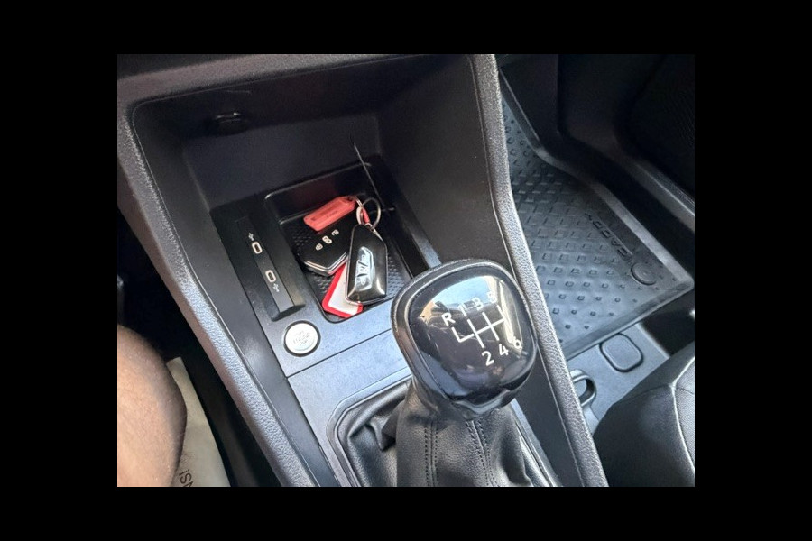 Volkswagen Caddy Cargo Maxi 1.5 TGI AIRCO I PDC I APPLE CARPLAY I 1e EIGENAAR I COMPLETE ONDERHOUDSHISTORIE I RIJDEN OP GROEN GAS = CO2 NEUTRAAL