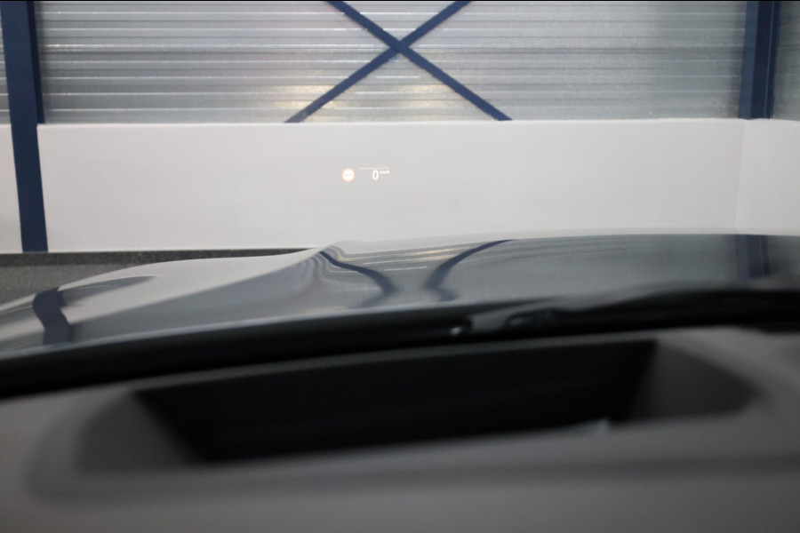 BMW 3-serie 330e M Sport LED/VIRTUAL/SFEER/SCHUIFDAK/LEER+S.VERWARMING/18" LMV/CAM/ACC/ECC/12 MND GARANTIE!