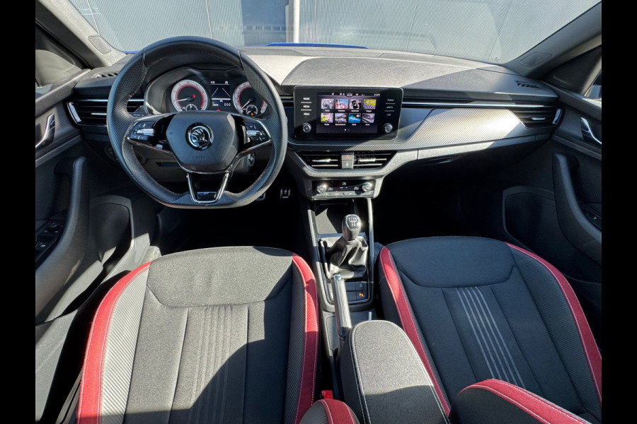 Škoda Kamiq 1.0 TSI Monte Carlo * Panoramadak * Stoelverwarming * Carplay * Full Led *