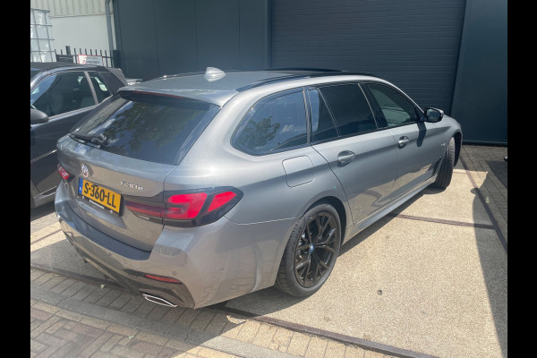 BMW 5 Serie Touring 530e Business Edition Plus Laser Led Panorama M-pakket 19inch breedset memory orig NL Geleverd NAP compleet!